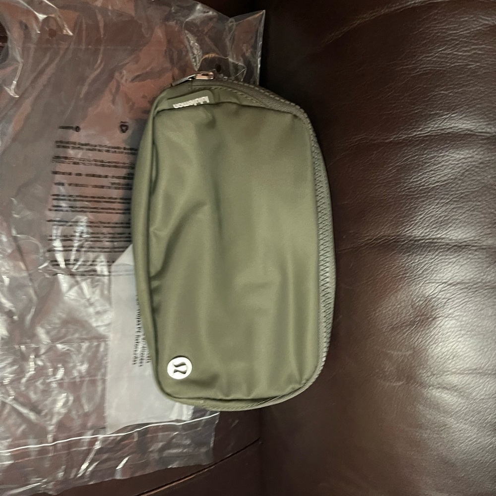 Brand New Sold Out In stores Lululemon Everywhere Belt Bag Sage Gray